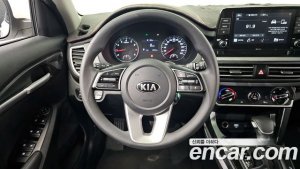 Kia Seltos Бензин 1.6 Turbo 2WD 2020 года из Южной Кореи