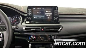 Kia Seltos Бензин 1.6 Turbo 2WD 2020 года из Южной Кореи