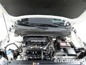 Hyundai Venue 1.6 Smart 2020 года из Южной Кореи