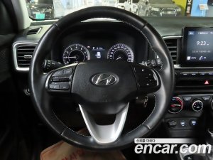 Hyundai Venue 1.6 Smart 2020 года из Южной Кореи