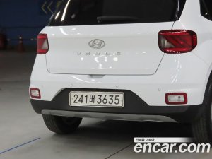 Hyundai Venue 1.6 Smart 2020 года из Южной Кореи