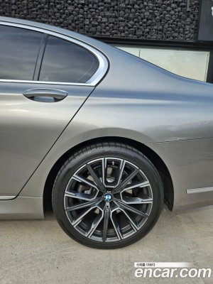 BMW 7-Series 740d xDrive M Sport 2020 года из Южной Кореи