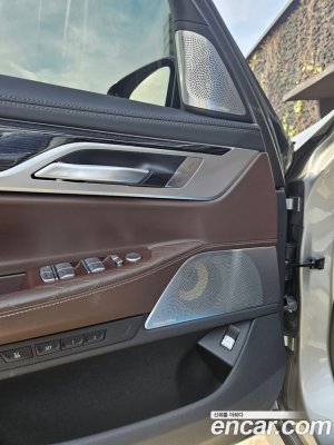 BMW 7-Series 740d xDrive M Sport 2020 года из Южной Кореи