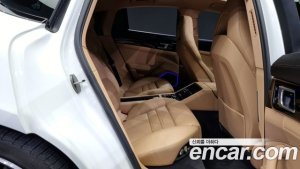 Porsche Panamera 2.9 AWD E-하이브리드 2020 года из Южной Кореи