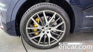 Maserati Levante 3.0 S AWD GranSport 2020 года из Южной Кореи