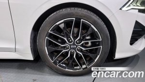 Kia K5 1.6 Turbo 2020 года из Южной Кореи