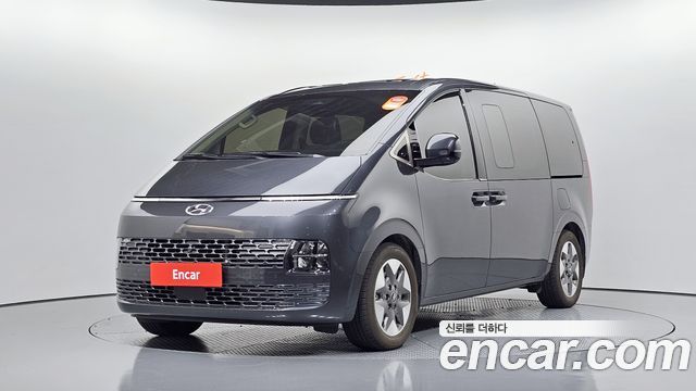 Hyundai Staria Tourer 11-Seater 2022 года из Кореи