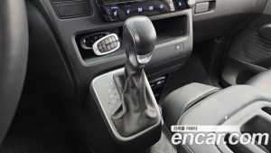 Hyundai Staria Tourer 11-Seater 2022 года из Южной Кореи