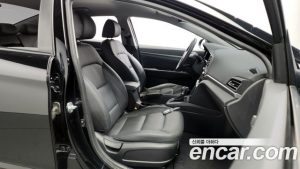 Hyundai AVANTE 1.6 2020 года из Южной Кореи