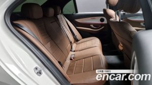 Mercedes-Benz E-Class E250 Avantgarde 2020 года из Южной Кореи