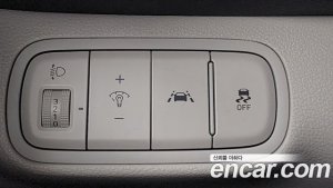 Hyundai Venue 1.6 Flux 2020 года из Южной Кореи