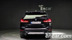 BMW X1 xDrive 20i xLine 2021 года из Южной Кореи