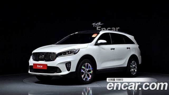 Kia Sorento Дизель 2.0 2WD 2020 года из Кореи