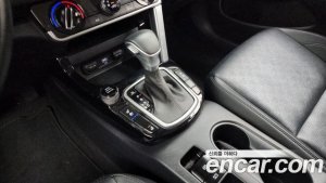 Kia Seltos Дизель 1.6 2WD 2022 года из Южной Кореи