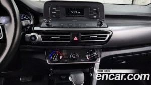 Kia Seltos Дизель 1.6 2WD 2022 года из Южной Кореи