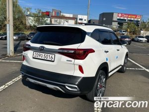 Kia Seltos Бензин 1.6 Turbo 2WD 2020 года из Южной Кореи