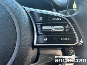 Kia Seltos Бензин 1.6 Turbo 2WD 2020 года из Южной Кореи