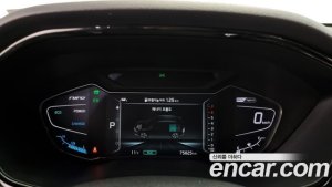 Kia Niro 1.6 HEV 2020 года из Южной Кореи