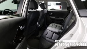 Kia Niro 1.6 HEV 2020 года из Южной Кореи