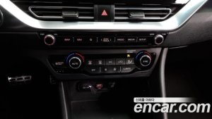 Kia Niro 1.6 HEV 2020 года из Южной Кореи
