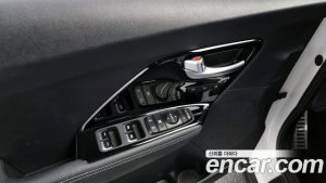 Kia Niro 1.6 HEV 2020 года из Южной Кореи