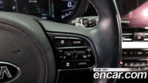 Kia Niro 1.6 HEV 2020 года из Южной Кореи