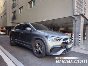 Mercedes-Benz GLA-Class GLA250 4MATIC 2020 года из Южной Кореи