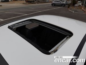 Mercedes-Benz E-Class E220d Avantgarde 2020 года из Южной Кореи