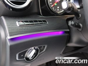 Mercedes-Benz E-Class E220d Avantgarde 2020 года из Южной Кореи