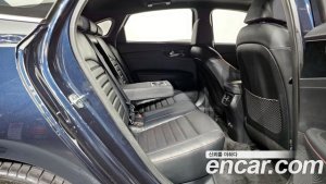 Kia K3 1.6 Turbo GT 5Door 2022 года из Южной Кореи