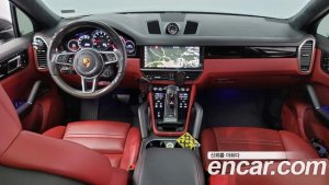 Porsche Cayenne 3.0 Coupe 2021 года из Южной Кореи
