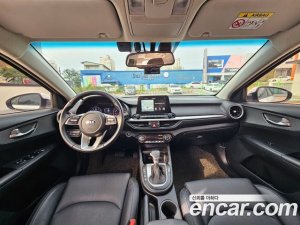 Kia K3 Standard 2021 года из Южной Кореи