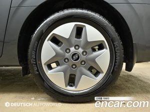 Hyundai Staria 4WD Tourer 11-Seater 2022 года из Южной Кореи