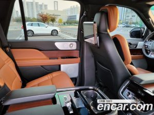 Lincoln Navigator 3.5L 2021 года из Южной Кореи