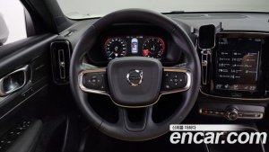 Volvo XC40 T4 Inscription 2020 года из Южной Кореи