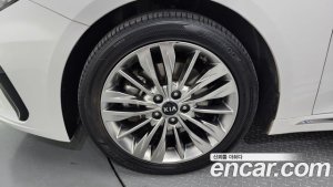 Kia K5 2.0 2020 года из Южной Кореи