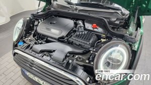Mini Cooper DEFAULT 2021 года из Южной Кореи