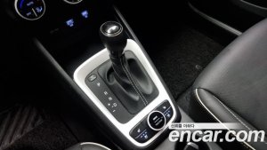 Hyundai Venue 1.6 Flux 2021 года из Южной Кореи