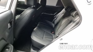 Hyundai Venue 1.6 Flux 2021 года из Южной Кореи