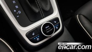 Hyundai Venue 1.6 Flux 2021 года из Южной Кореи