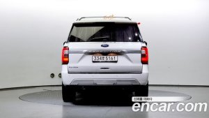 Ford Expedition платина 4WD 2021 года из Южной Кореи