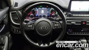 Kia Seltos Бензин 1.6 Turbo 2WD 2020 года из Южной Кореи