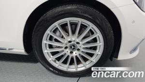 Mercedes-Benz E-Class E250 Exclusive 2021 года из Южной Кореи