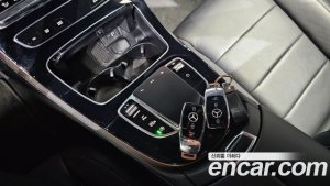 Mercedes-Benz E-Class E250 Avantgarde 2021 года из Южной Кореи
