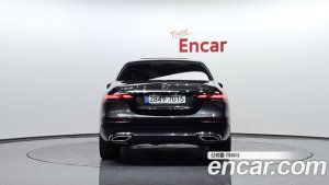 Mercedes-Benz E-Class E300e 4MATIC Exclusive 2021 года из Южной Кореи