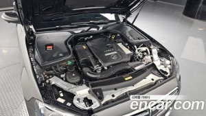Mercedes-Benz E-Class E300e 4MATIC Exclusive 2021 года из Южной Кореи