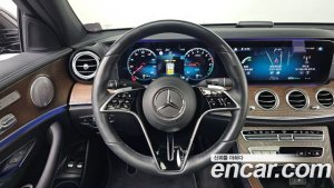 Mercedes-Benz E-Class E300e 4MATIC Exclusive 2021 года из Южной Кореи