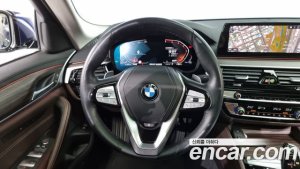 BMW 5-Series 520d Luxury Plus 2020 года из Южной Кореи