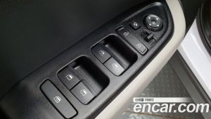 Hyundai Venue 1.6 Flux 2020 года из Южной Кореи