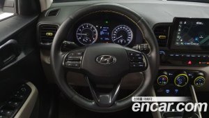 Hyundai Venue 1.6 Flux 2020 года из Южной Кореи